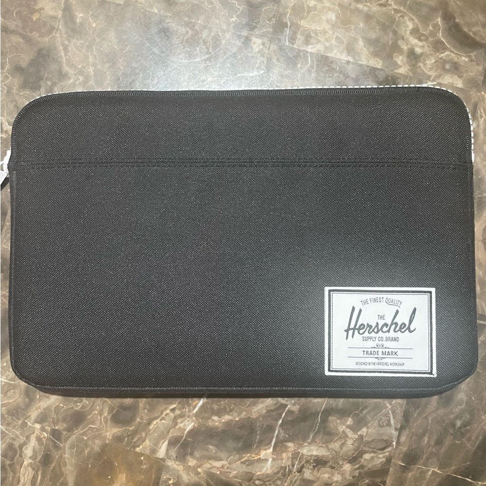 Herschel Supply Company Anchor Case Zipper Pouch Black